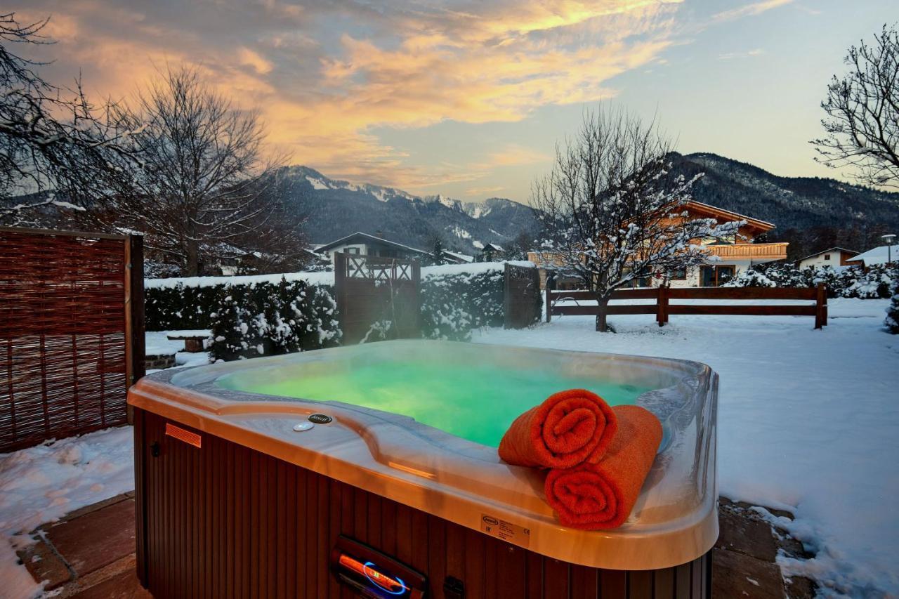 Chiemgauferienwohnungen - Wanderlust Und Alpenrose ウンターヴォッセン エクステリア 写真